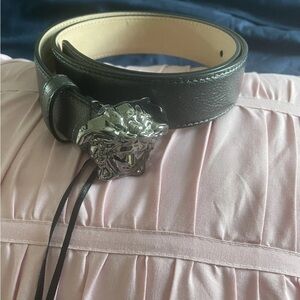 Versace La Medusa Calfskin Women’s Leather Belt Skinny Sz 30 US/ EU 75 Gunmetal